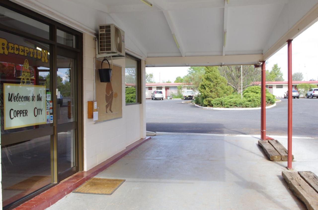 Copper City Motel Cobar Exteriör bild